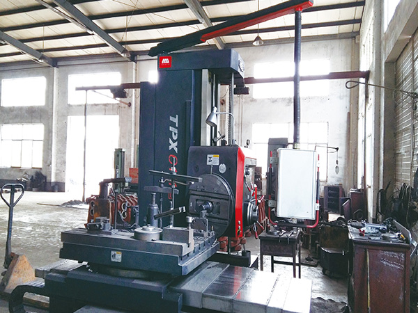 廠區(qū)內(nèi)景